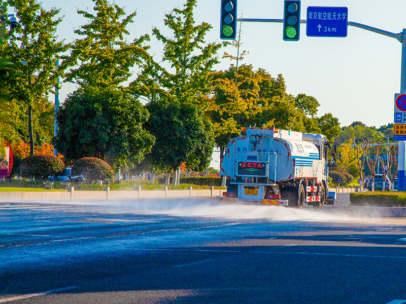 一路歌声一路新